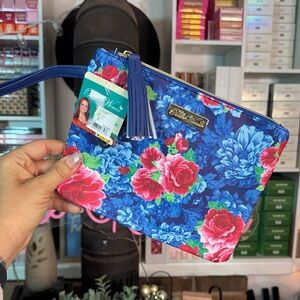 NWT Pioneer Woman Cosmetic Bag